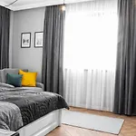 Pod Kominkiem Apartment *
