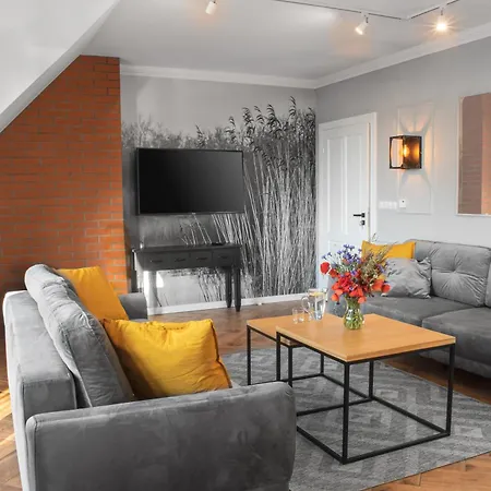 Apartament Pod Kominkiem *